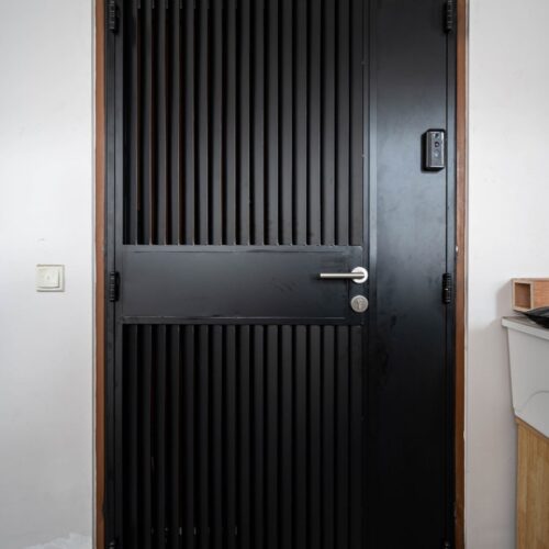 louvre hdb metal gate